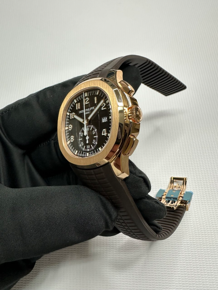 Часы Patek Philippe AQUANAUT CHRONOGRAPH 5968R-001