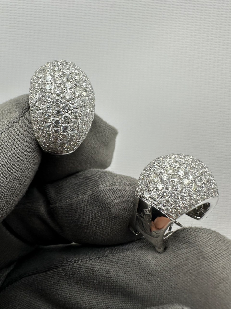 Серьги RALFDIAMONDS с бриллиантовым паве.