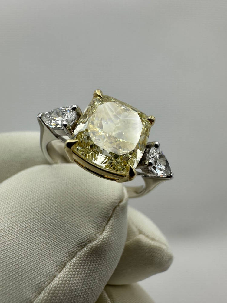 Кольцо No name с бриллиантом 5.09ct FLY/VVS2 (GIA)