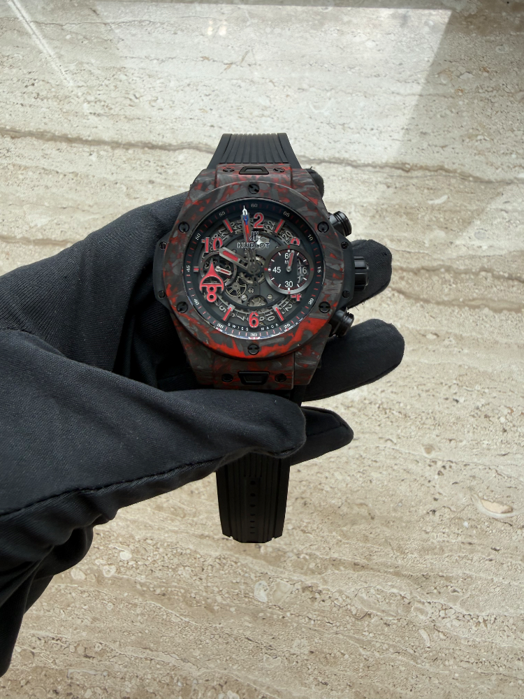 Часы Hublot Big Bang Unico Red Carbon Alex Ovechkin 411.QV.1123.NR.OVK21