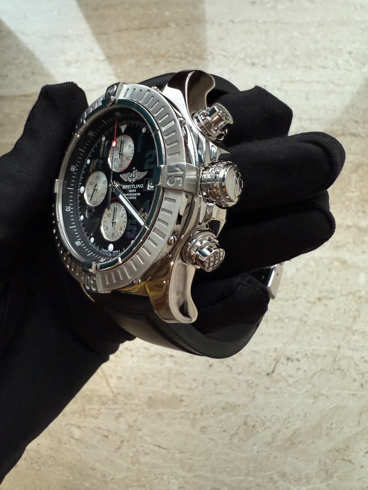 Часы Breitling Avenger A1337011/b973-1rt