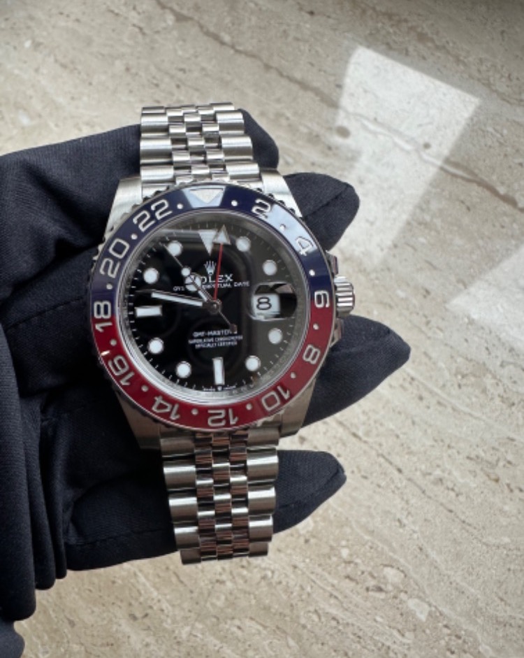 Часы Rolex GMT Master II 40mm Steel 126710 BLRO Pepsi 