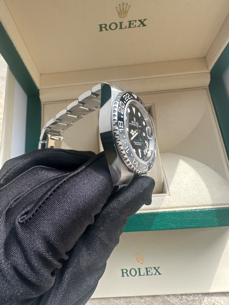 Часы Rolex GMT-MASTER II 126710GRNR-0004