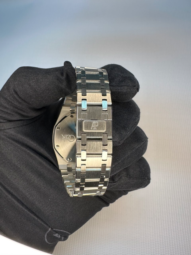 Часы AUDEMARS PIGUET Royal Oak Chronograph 39 mm 26300ST.OO.1110ST.06