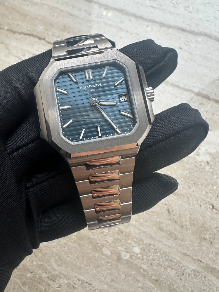 Часы Patek Philippe CUBITUS WHITE GOLD 7128/1G-001