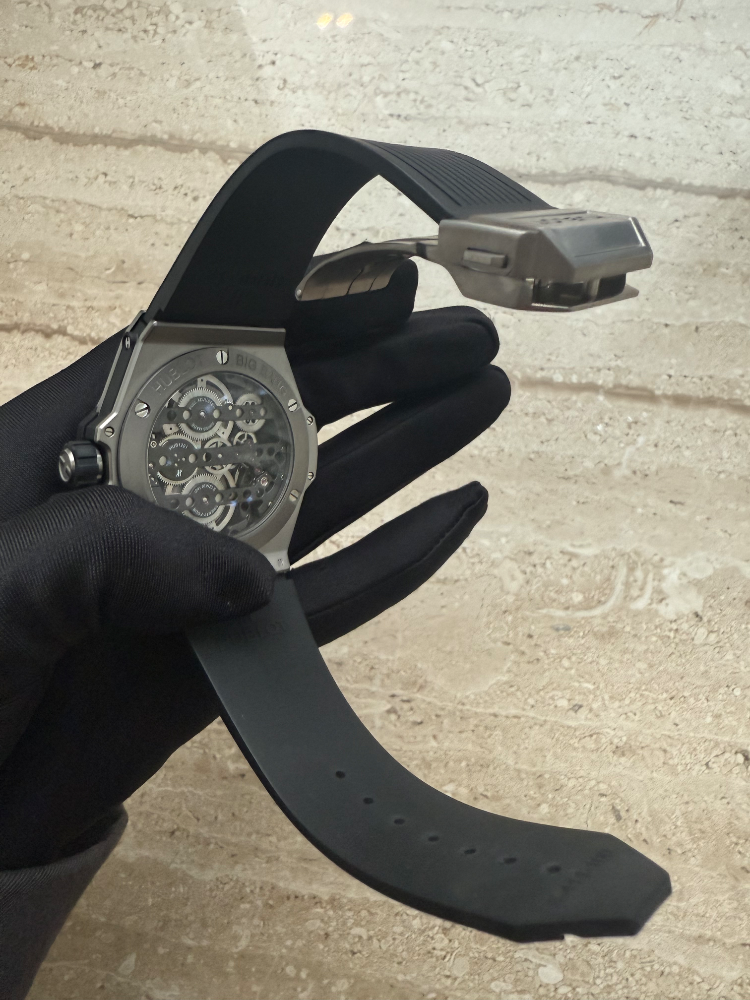 Часы Hublot BIG BANG MECA-10 TITANIUM 45mm 414.NI.1123.RX