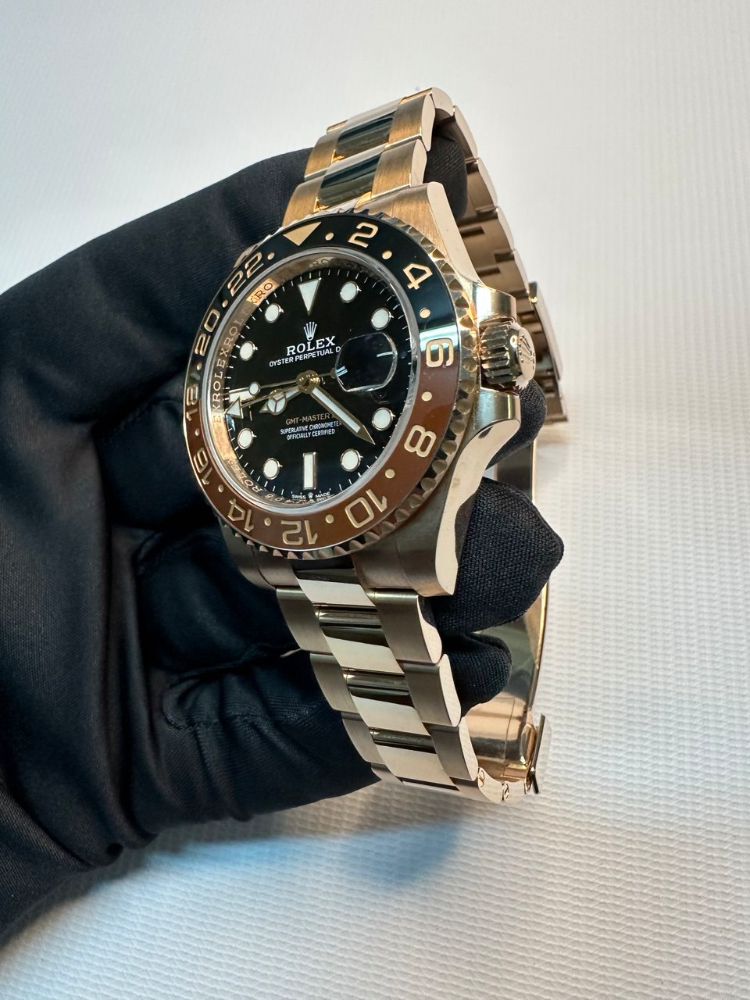 Часы Rolex GMT-MASTER II 40 MM EVEROSE GOLD 126715CHNR-0001
