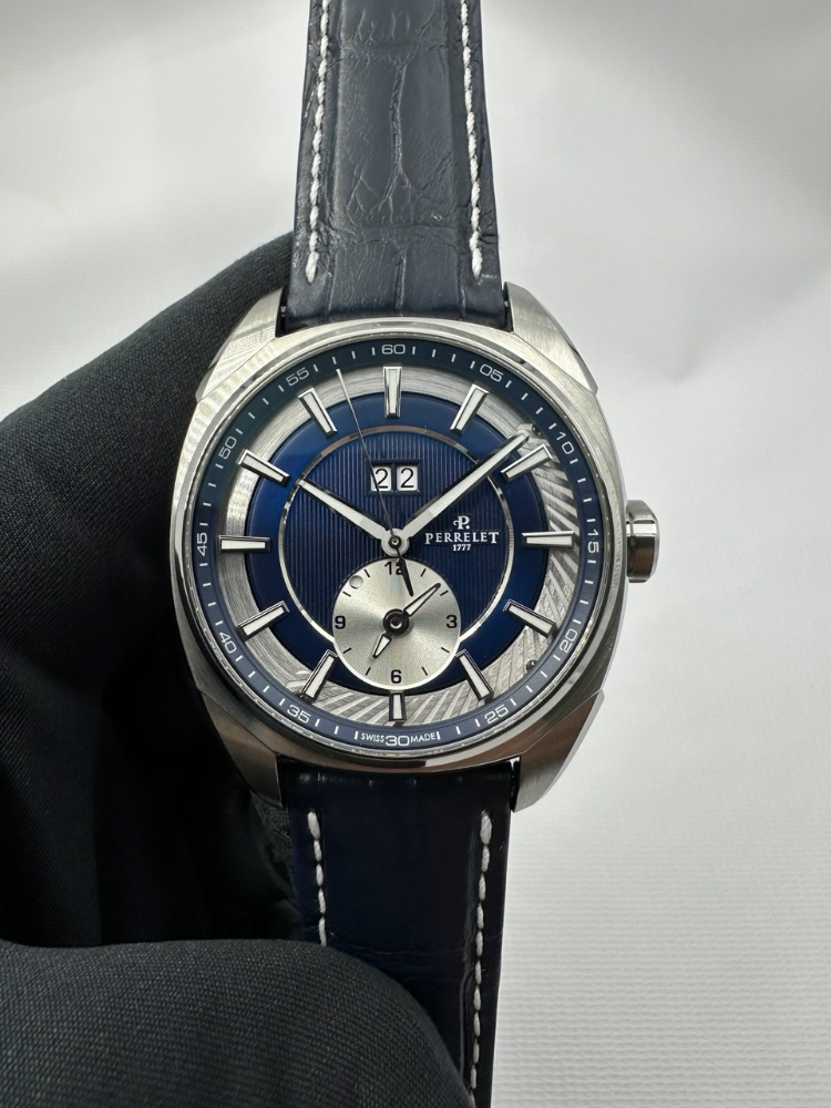 Часы Perrelet Dual Time Big Date A1101/4