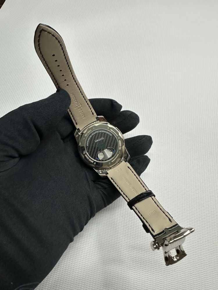 Часы Ulysse Nardin Freak 2100-138