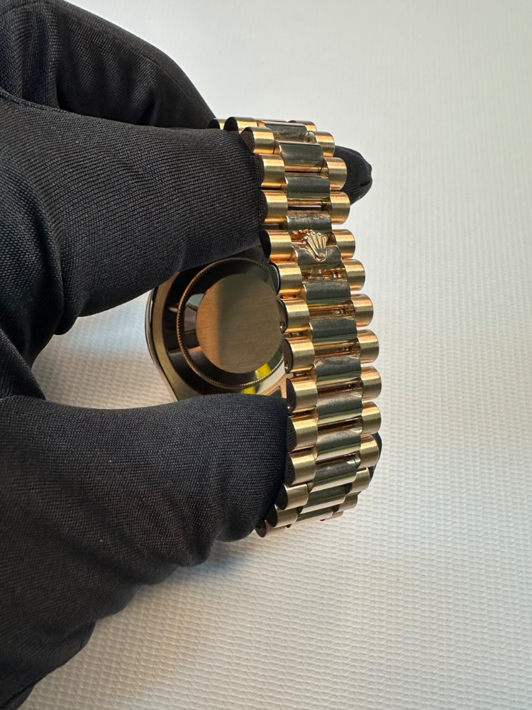 Часы Rolex Day-Date II 41mm Everose Gold 218235