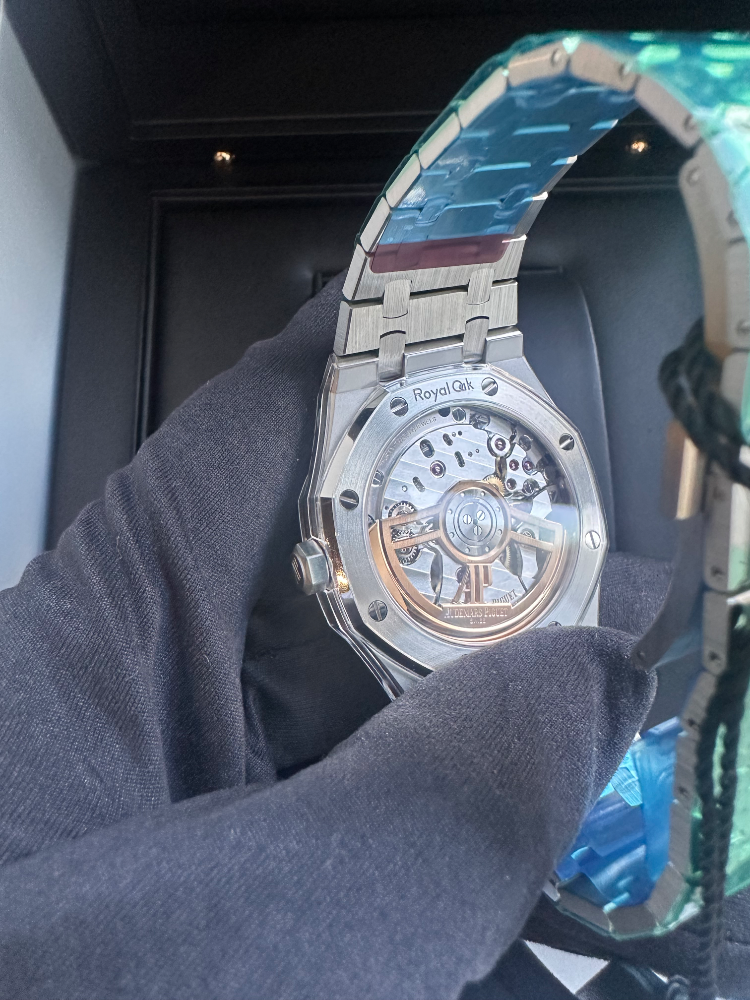 Часы AUDEMARS PIGUET ROYAL OAK SELFWINDING 15510ST.OO.1320ST.06