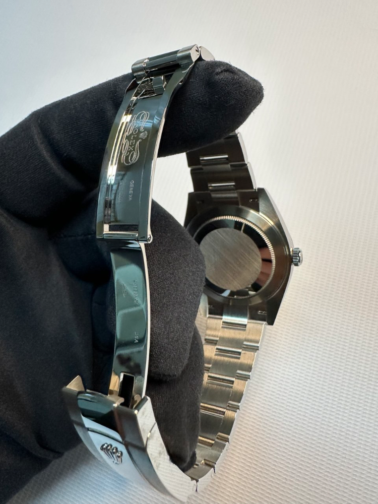 Часы Rolex Oyster Perpetual Datejust 41 mm Steel 126300
