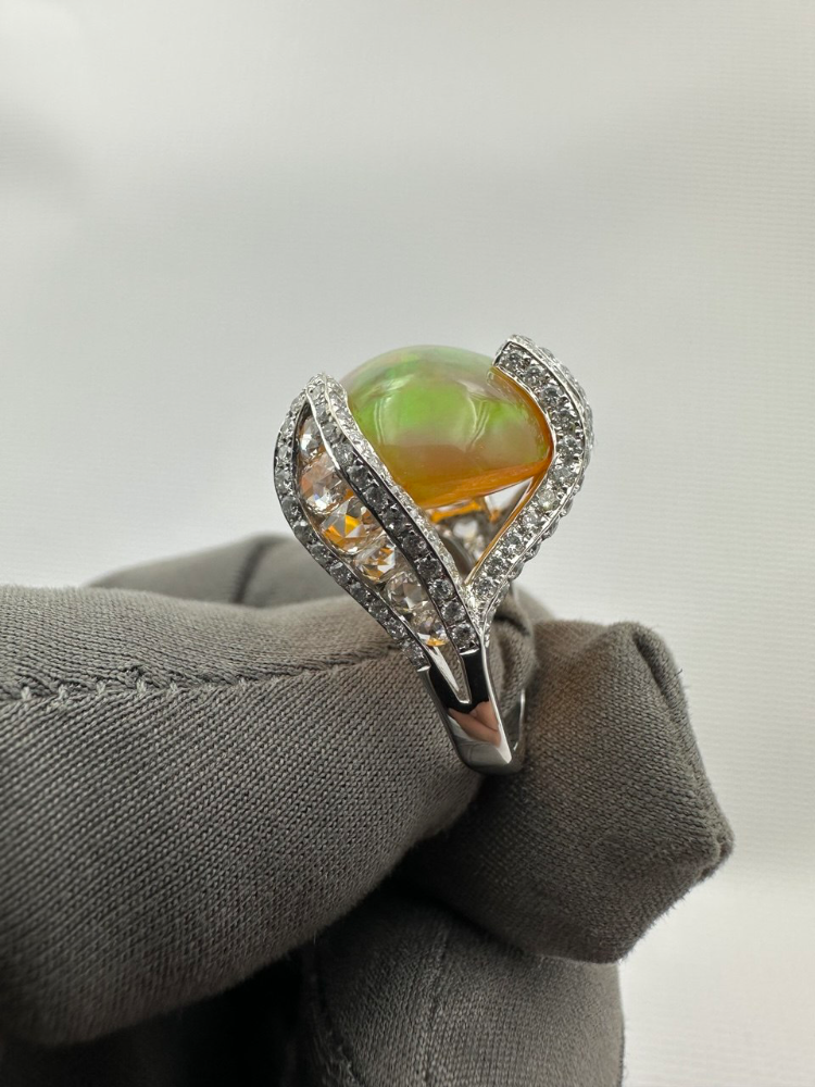 Кольцо RALFDIAMONDS с опалом 18 32ct.