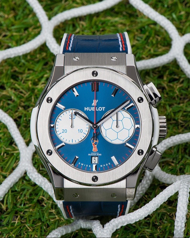 Часы Hublot Classic Fusion Chronograph 2018 FIFA World Cup Russia 521.NX.7139.LR.MER18.