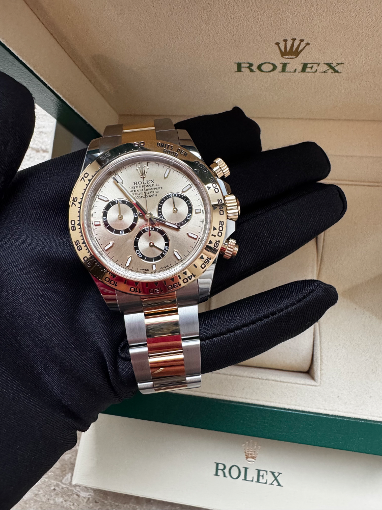 Часы Rolex Cosmograph Daytona Steel and Yellow Gold 126503-0004