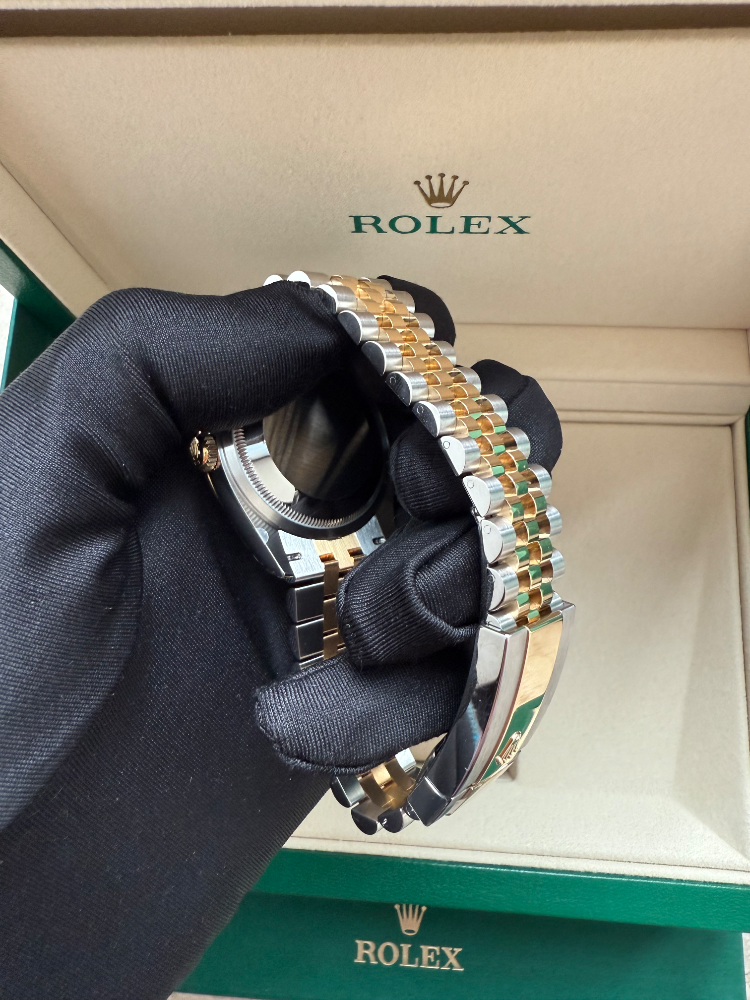 Часы Rolex Datejust 36 mm Steel and Yellow Gold 126233-0023