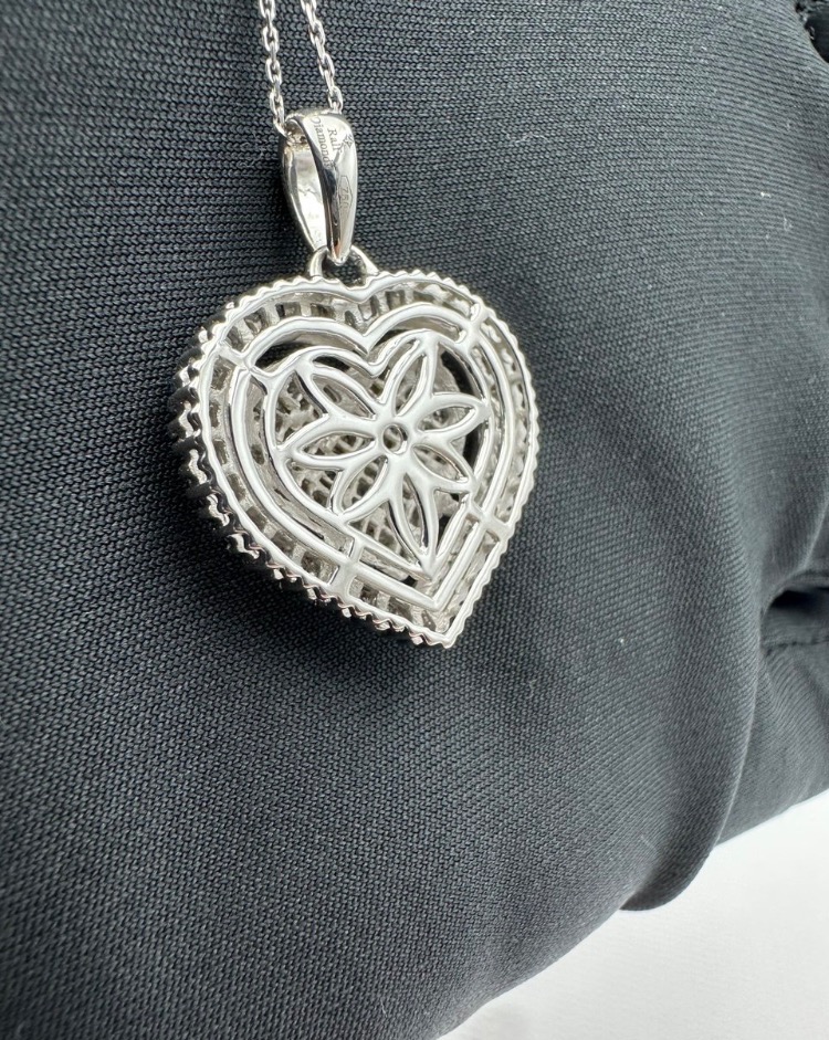 Кулон RALFDIAMONDS СЕРДЦЕ С БРИЛЛИАНТАМИ