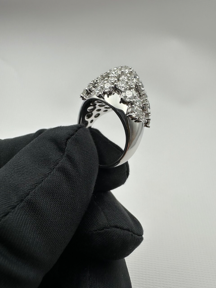 Кольцо Damiani С БРИЛЛИАНТАМИ FUJI 