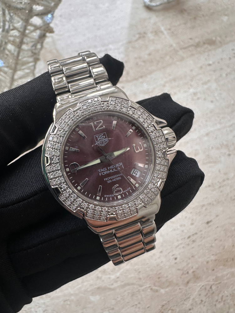 Часы TAG Heuer Formula 1 Full Diamonds 37 mm WAG1219-0