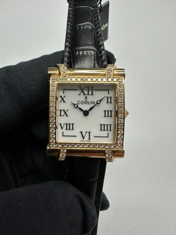 Часы Corum ANTIKA
