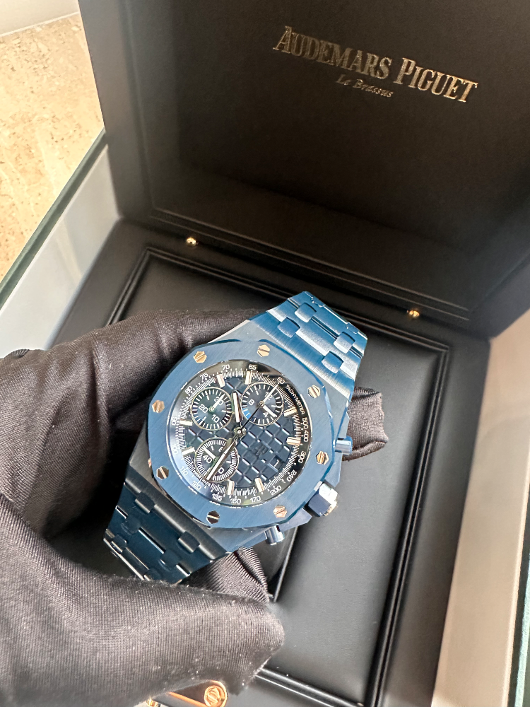 Часы AUDEMARS PIGUET ROYAL OAK OFFSHORE CHRONOGRAPH 42MM 26238CD.OO.1300CD.01