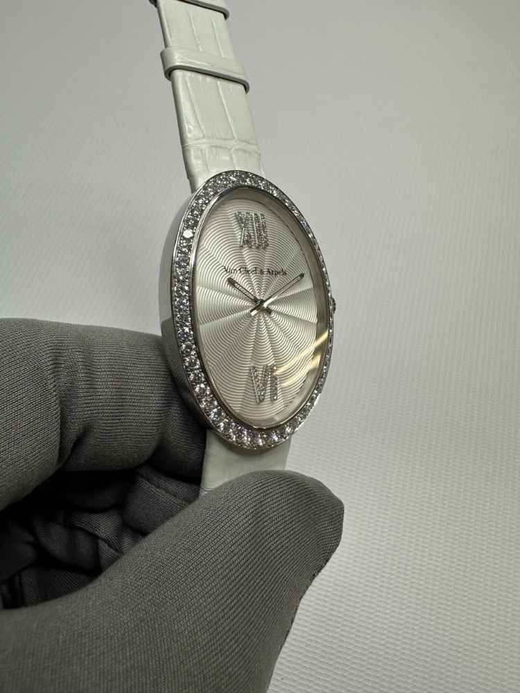 Часы Van Cleef & Arpels VCARN9VC00 WOMENS WATCHES TIMELESS XL