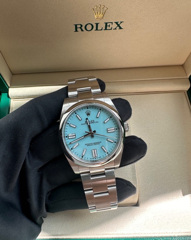 Часы Rolex Oyster Perpetual 41 mm Steel 124300-0006