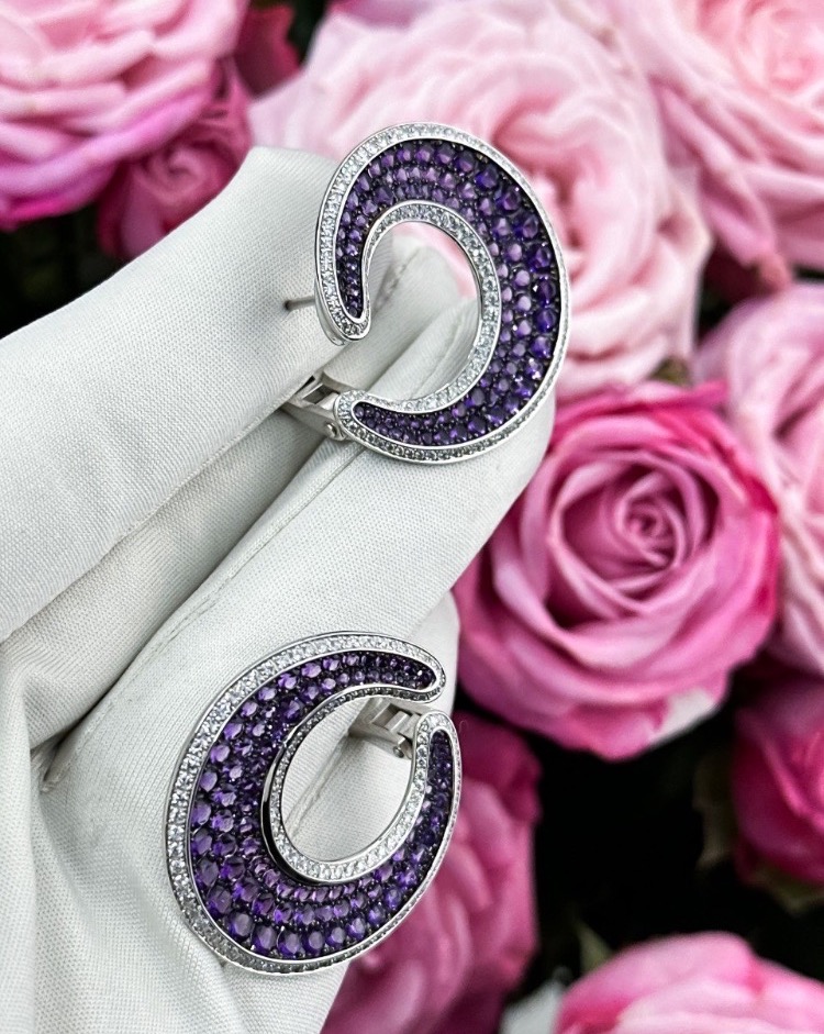 Серьги Chopard IMPERIALE 847866-1003