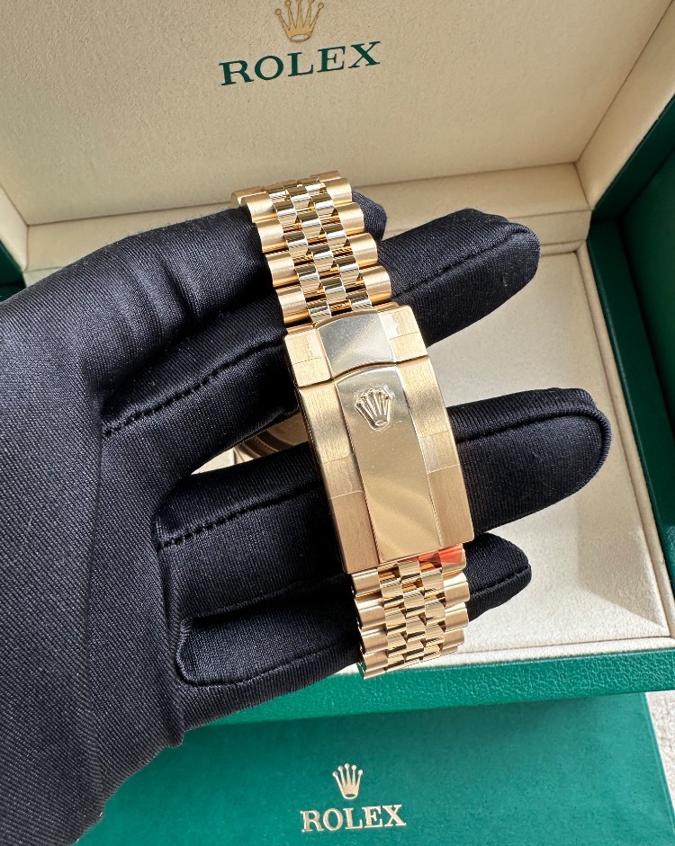 Часы Rolex SKY-DWELLER Yellow Gold 336938-0008