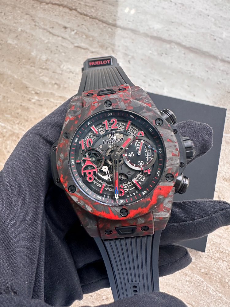 Часы Hublot Big Bang Unico Red Carbon Alex Ovechkin 411.QV.1123.NR.OVK21