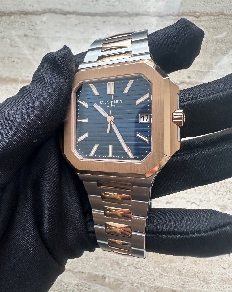 Часы Patek Philippe INTRODUCTION CUBITUS SELF-WINDING 5821/1AR-001