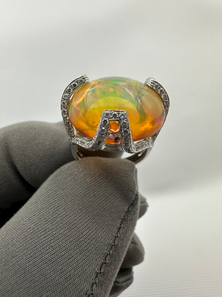 Кольцо RALFDIAMONDS с опалом 18 32ct.