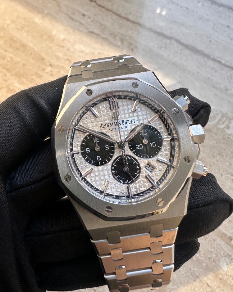 Часы AUDEMARS PIGUET Royal Oak Chronograph 41 mm 26331ST.OO.1220ST.03