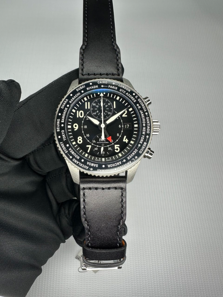 Часы IWC Pilot s Watches Pilot s Watch Timezoner Chronograph