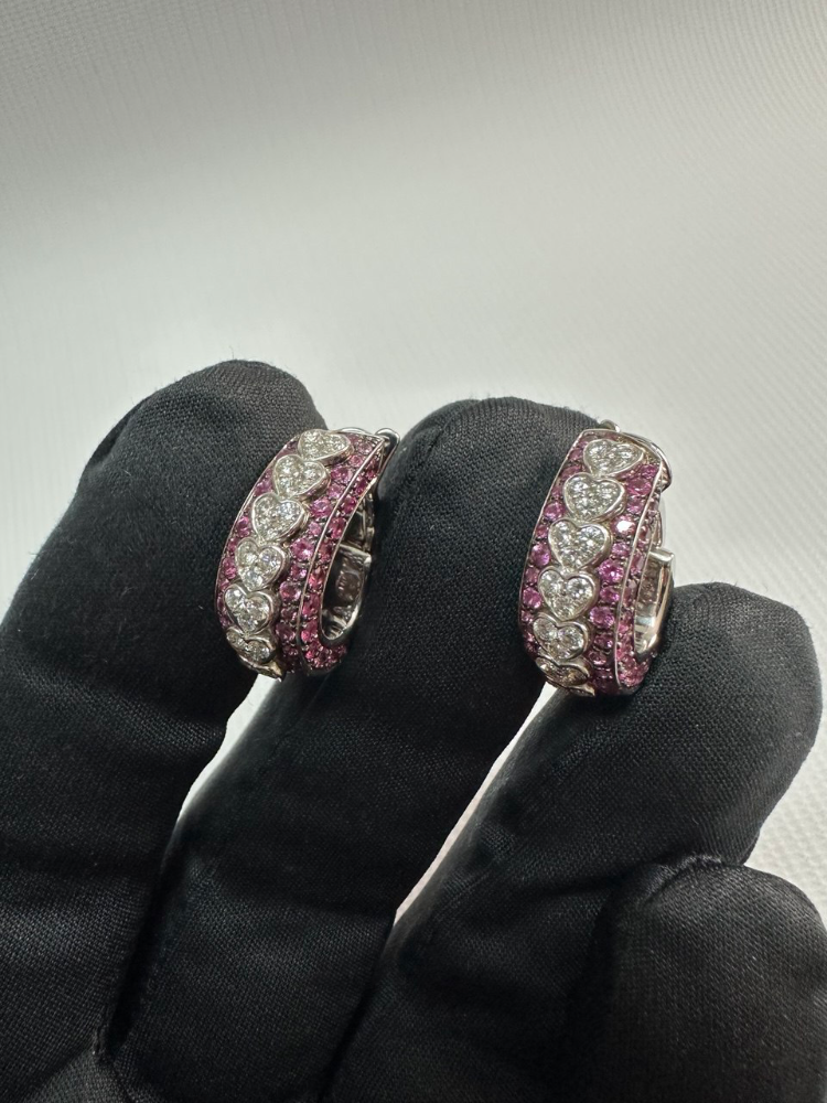 Серьги Chopard HAPPY DIAMONDS 18K WHITE GOLD DIAMONDS AND PINK SAPPHIRES 844104-1004