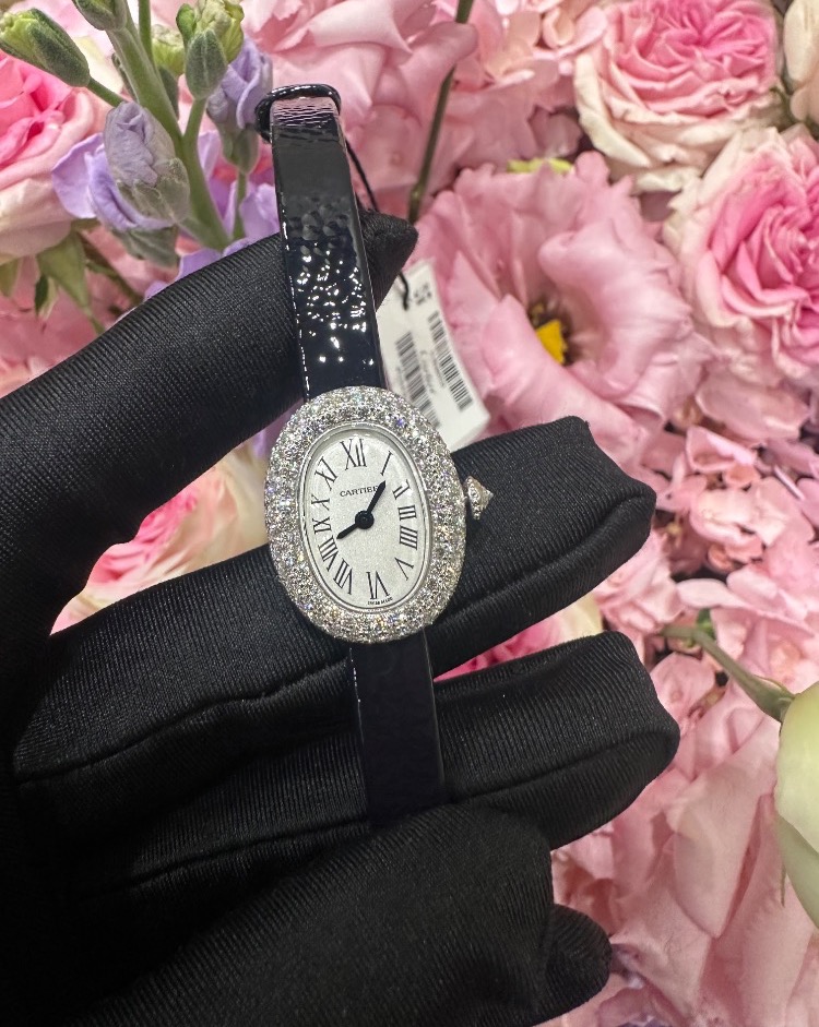 Часы Cartier BAIGNOIRE WJBA0050