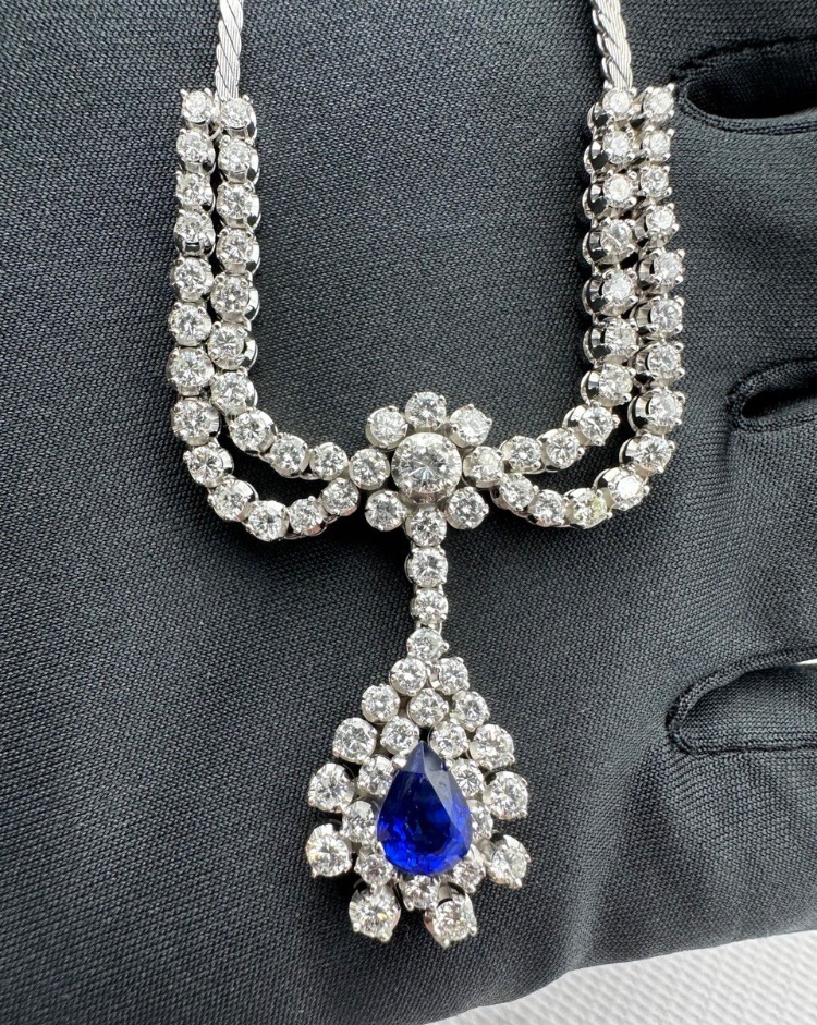 Колье RALFDIAMONDS С БРИЛЛИАНТАМИ И САПФИРОМ