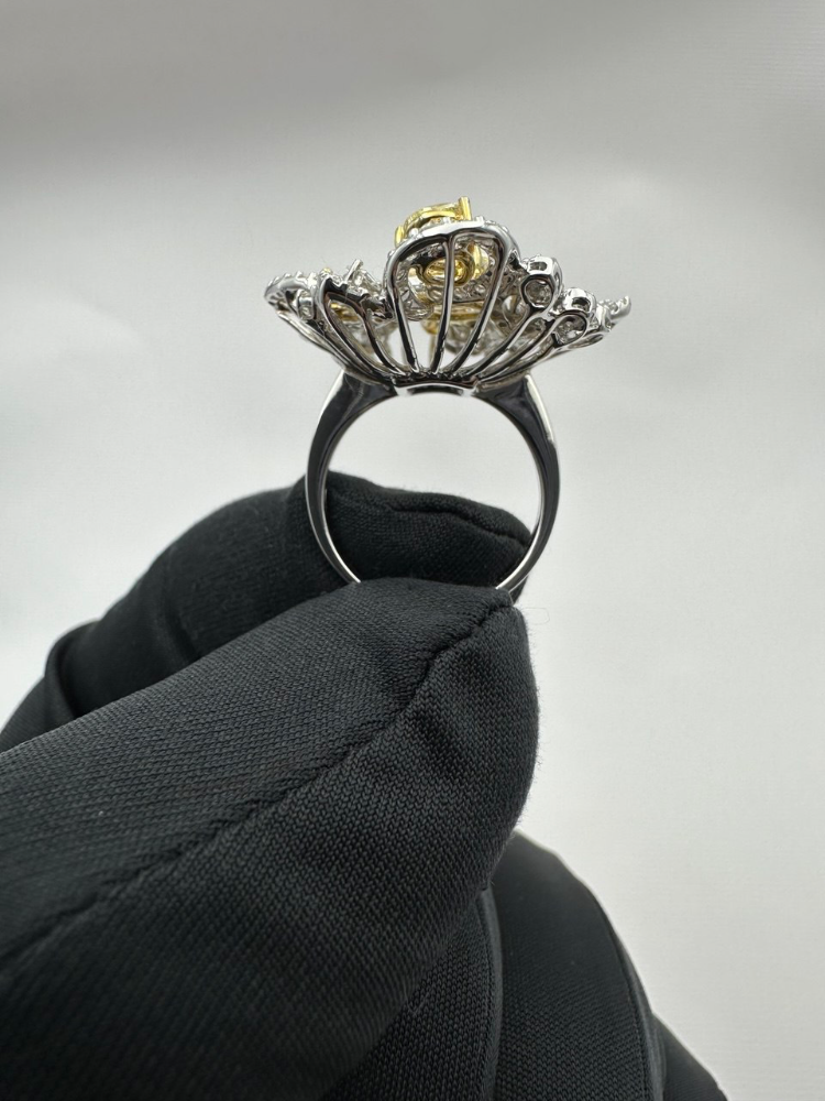 Кольцо Boucheron Ring