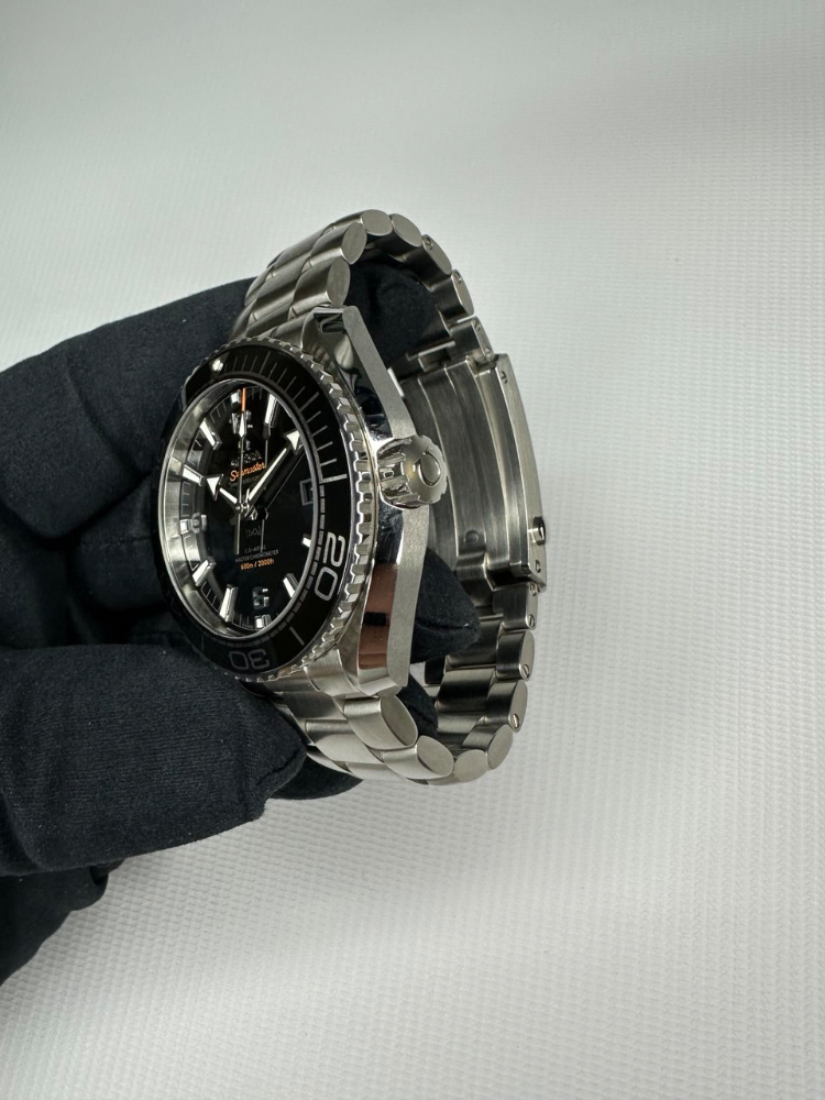 Часы Omega SEAMASTER PLANET OCEAN 600M 42мм 215.30.44.21.01.001