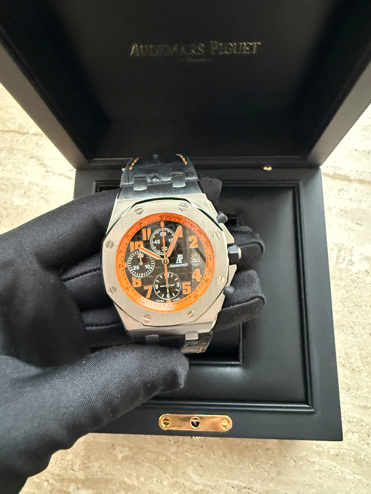 Часы AUDEMARS PIGUET Royal Oak Offshore Volcano Chronograph 26170ST.OO.D101CR.01