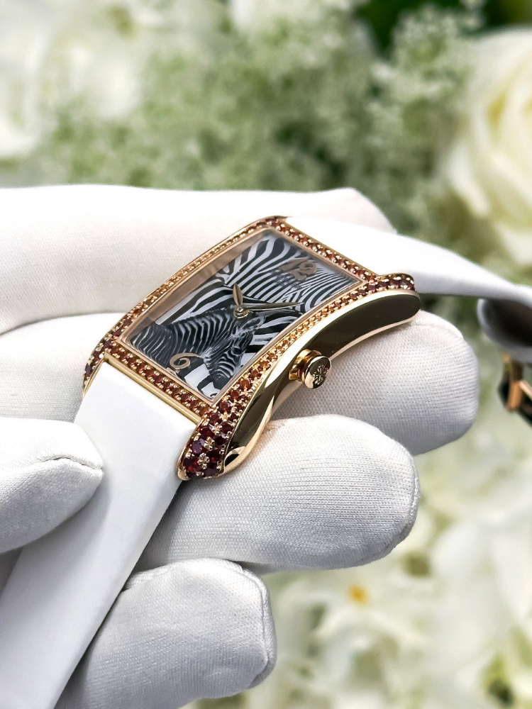 Часы Patek Philippe GONDOLO SERATA JOAILLERIE 4962/200R-010