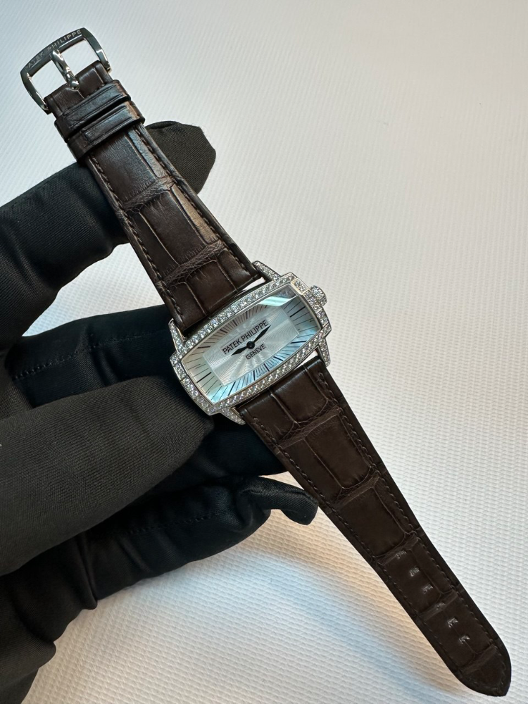 Часы Patek Philippe GONDOLO LADIES 4981G / WG