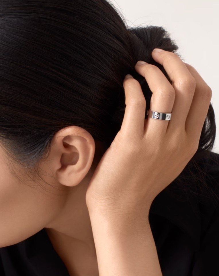 Кольцо Cartier LOVE RING CLASSIC MODEL 3 DIAMONDS CRB4032559