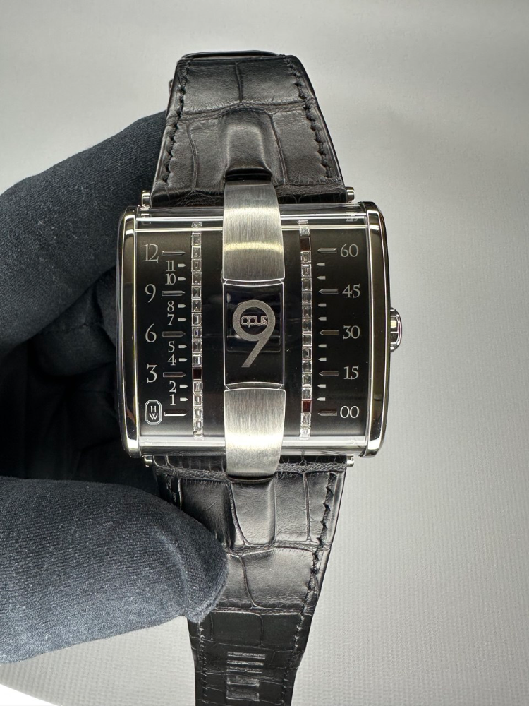 Часы Harry Winston Opus 9 OPUAHM56WW001