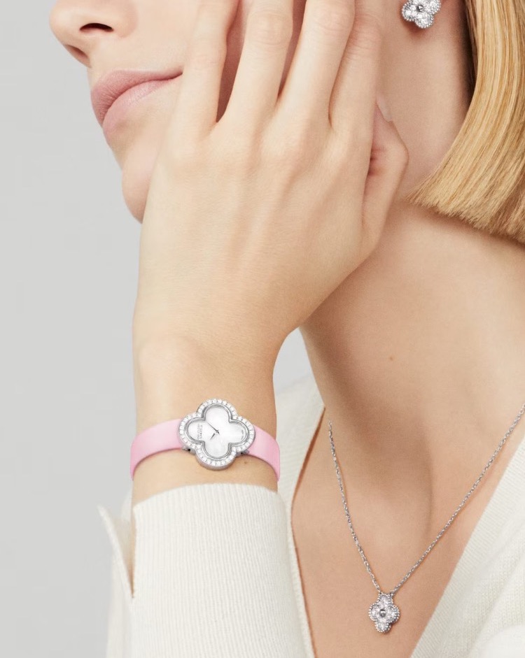 Подвеска Van Cleef & Arpels Vintage Alhambra Diamond VCARA46100