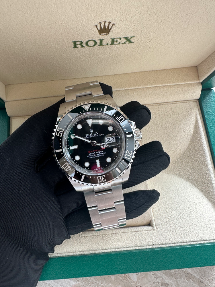 Часы Rolex SEA-DWELLER 126600
