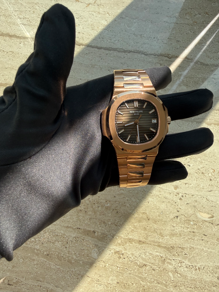 Часы Patek Philippe Nautilus 5711/1R-001