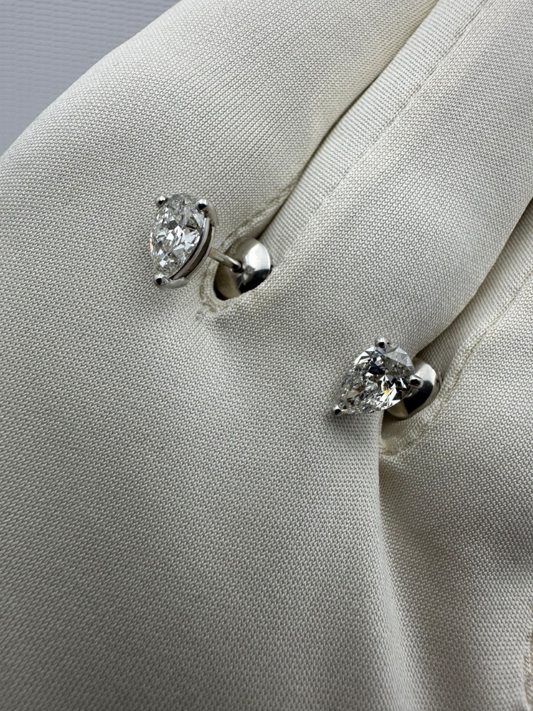 Серьги No name с бриллиантами 1 00ct/1 01ct F/VS2 GIA.