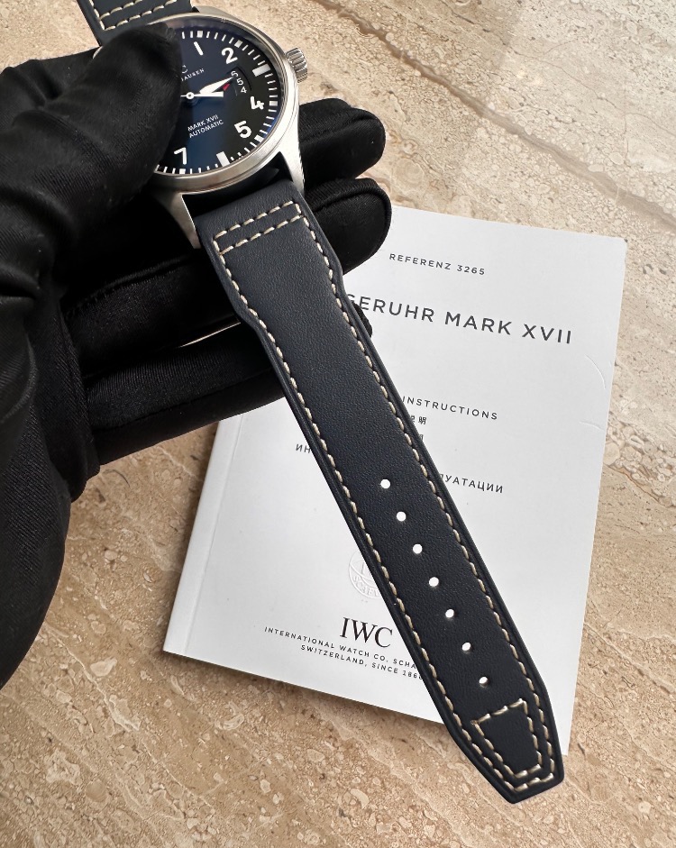 Часы IWC Pilots Watch Mark XVII IW326501