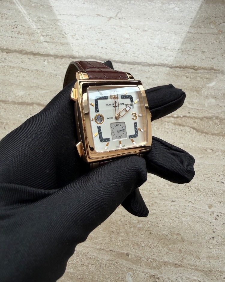 Часы Ulysse Nardin DUAL TIME QUADRATO 246-92/600